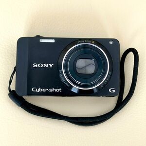 Donor Sony Cybershot for parts